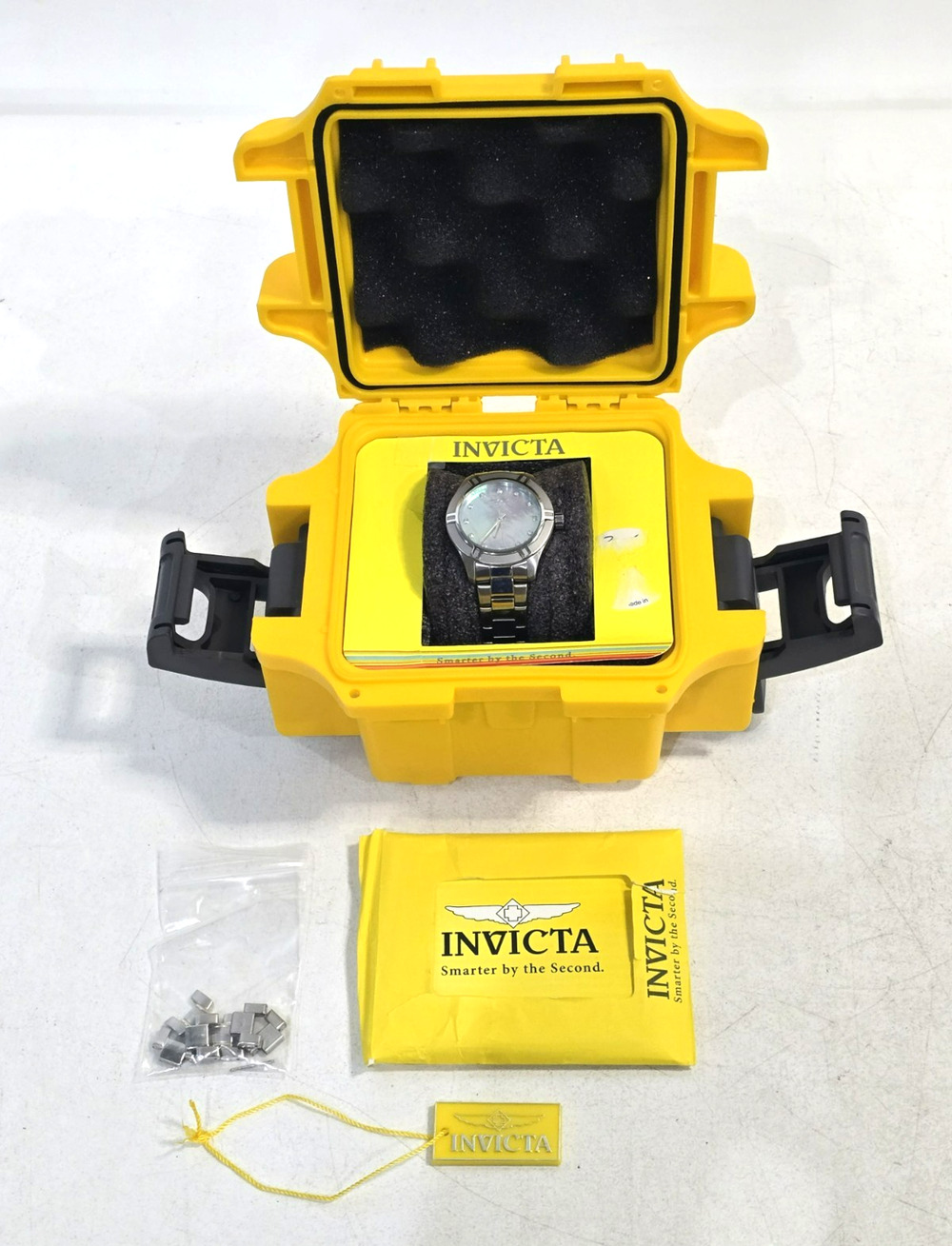 Invicta Women's Pro Diver Watch Mother Of Pearl Dial Model 18319
